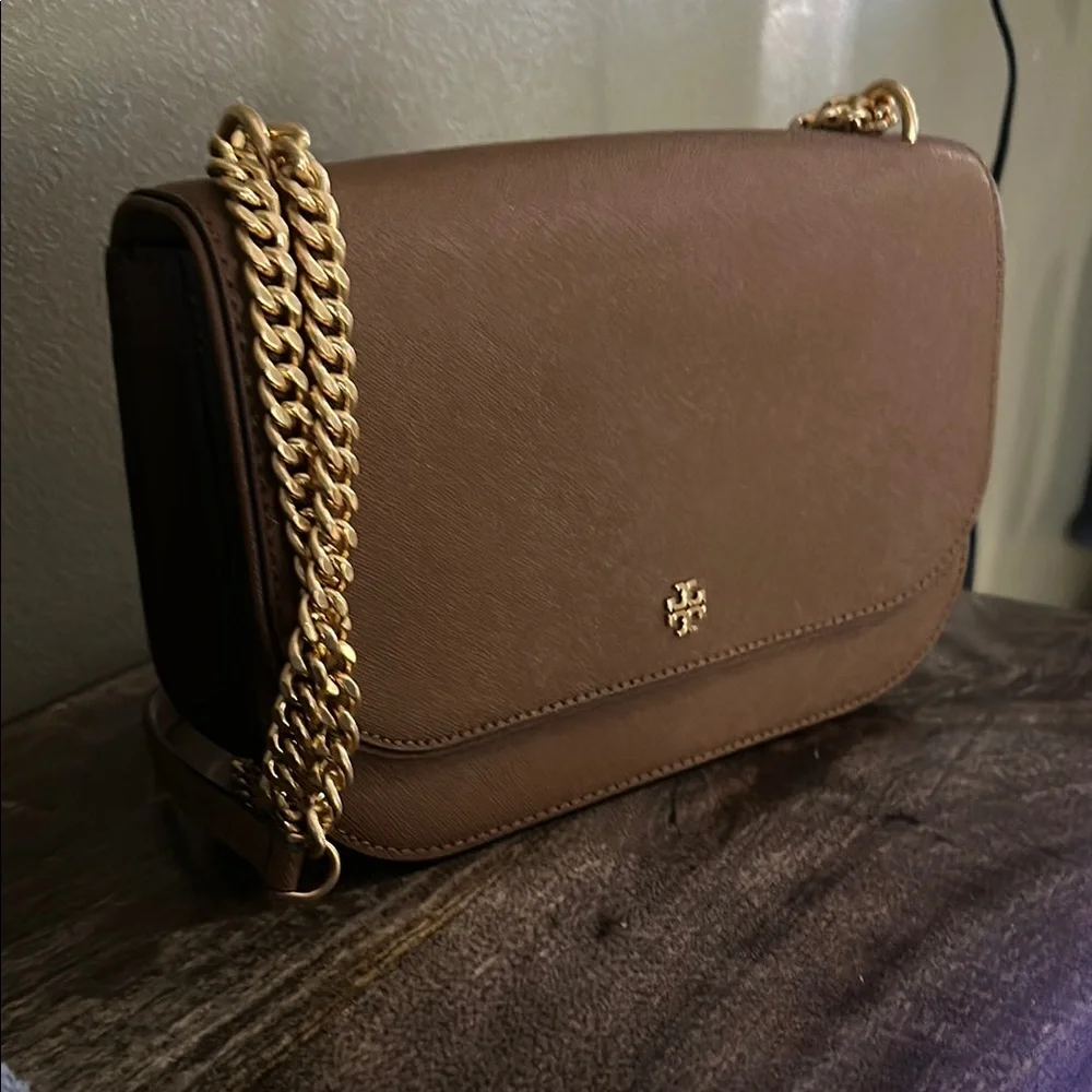 Tory Burch Brown Leather Emerson Shoulder Bag - Picture 5 of 8